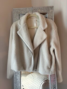 lululemon athletica Cream Sherpa Zip Jacket